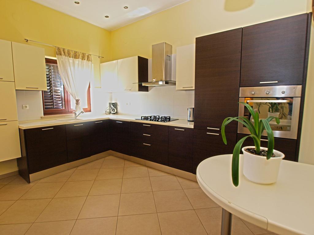 Apartments Milio 1105 Fažana Eksteriør billede